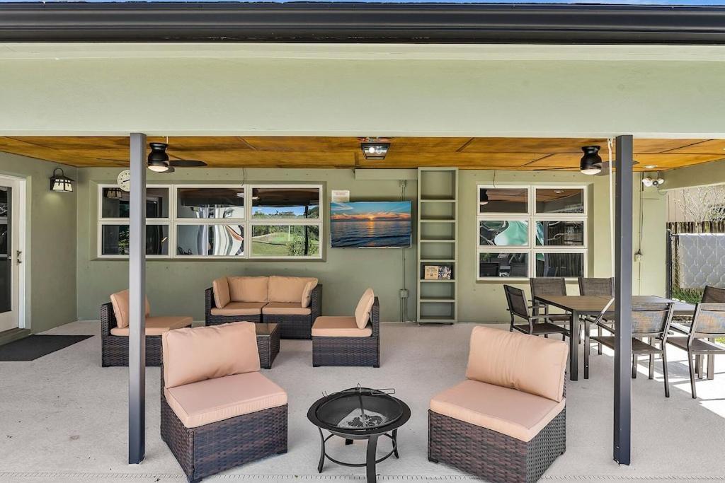 Pool Heat I Firepit And Bbq I 75"Tv I Foosball I 581Mbps Cooper City Bagian luar foto